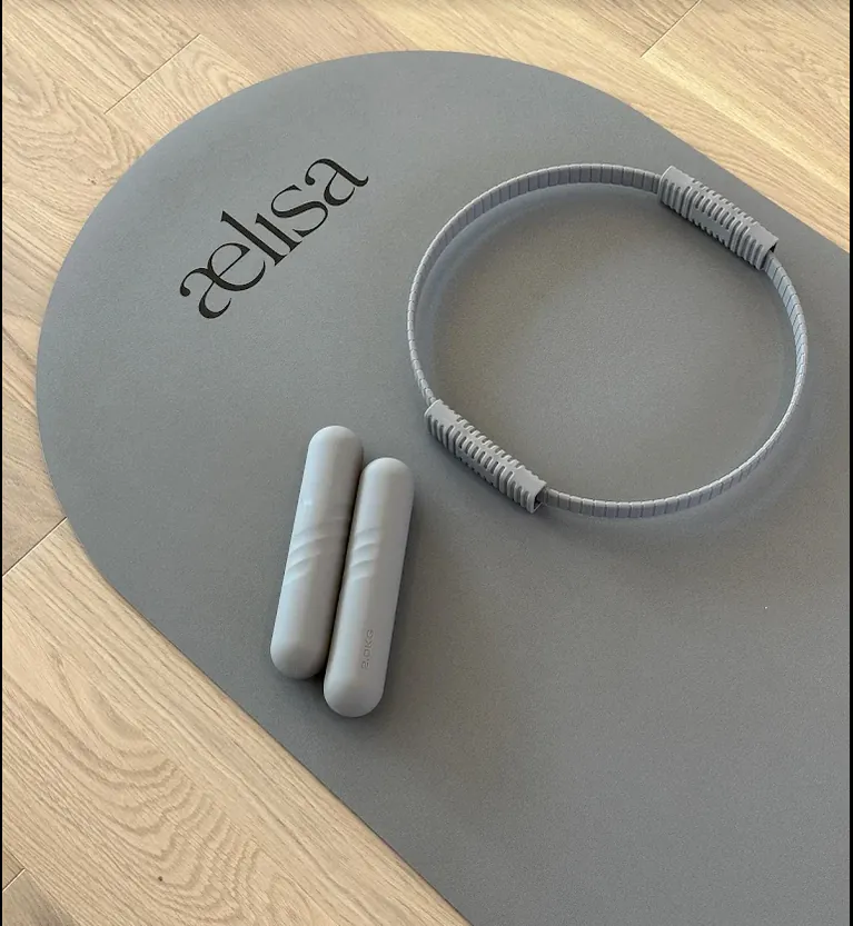 Tappetino Aelisa con ring e piccoli attrezzi Pilates